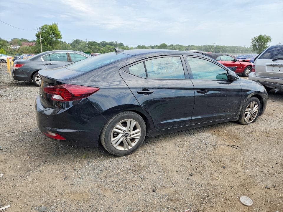 2019 HYUNDAI ELANTRA SEL 3