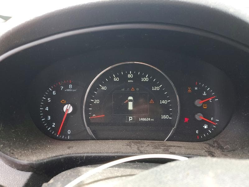 2017 KIA SORENTO EX 9