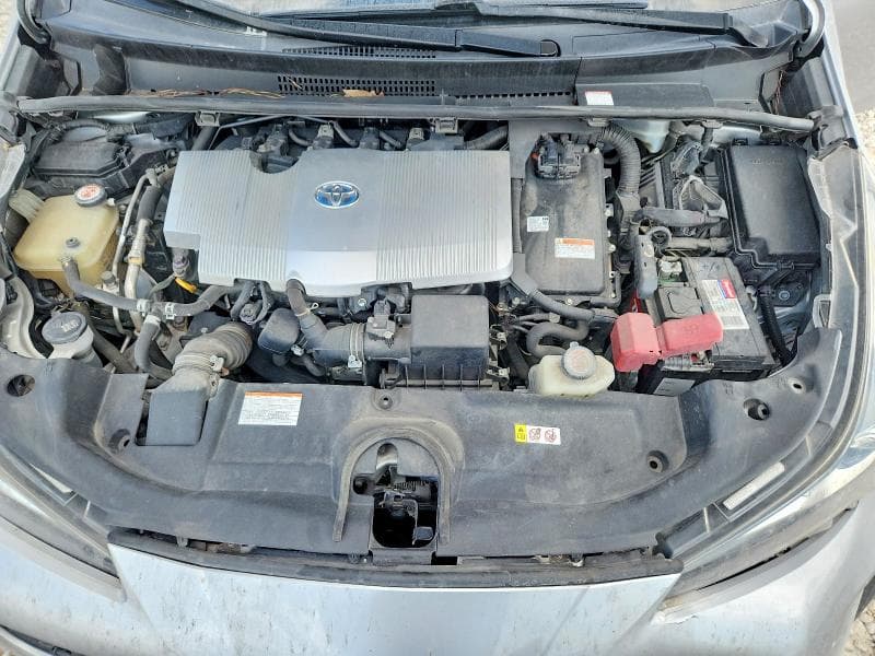 2019 TOYOTA PRIUS LE 11