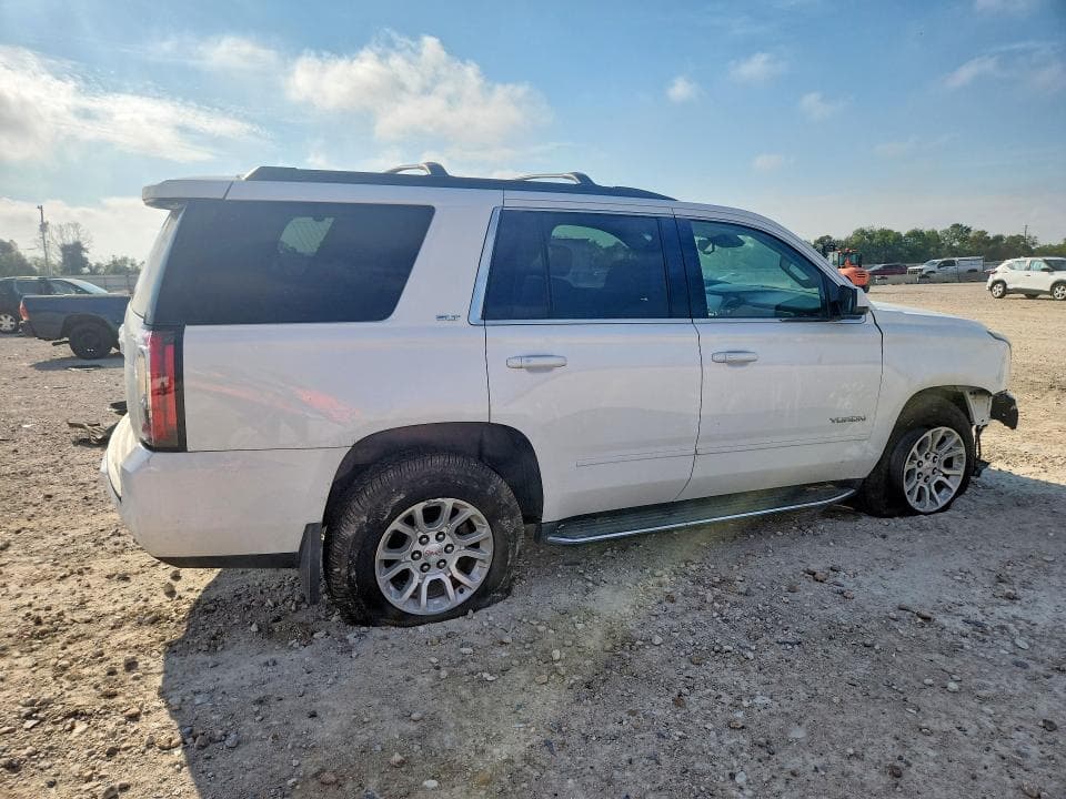 2019 GMC YUKON SLT 3