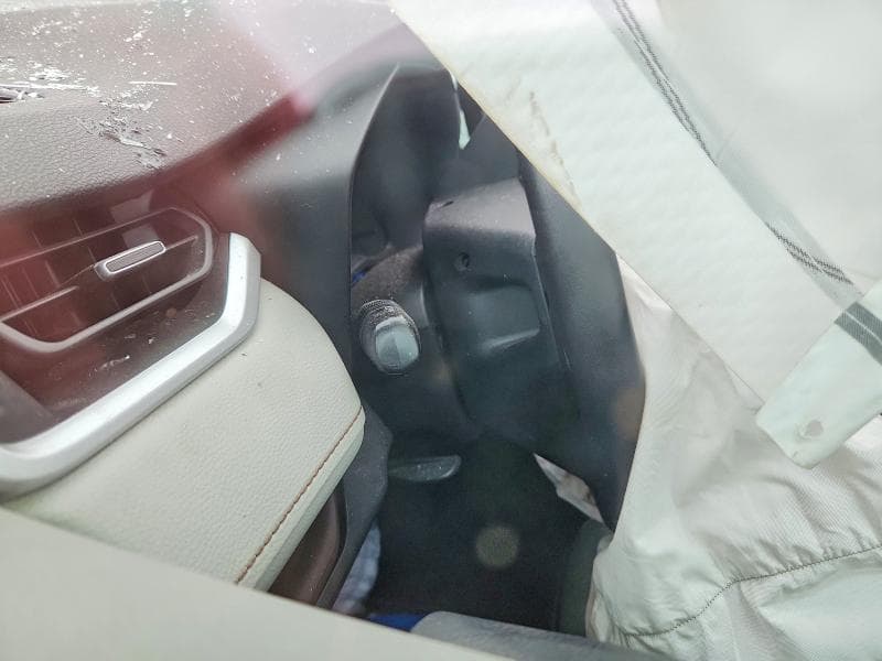 2020 TOYOTA RAV4 LIMITED 9