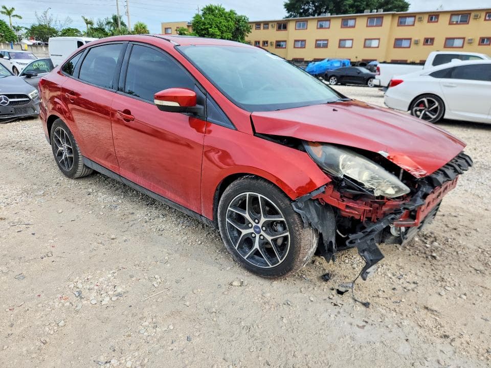 2018 FORD FOCUS SEL 4