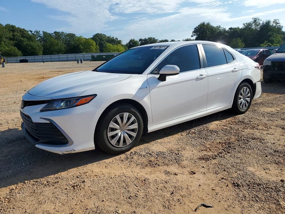 2021 TOYOTA CAMRY LE - 1