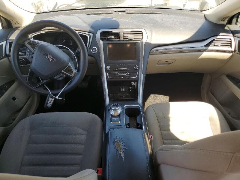 2019 FORD FUSION SE 8