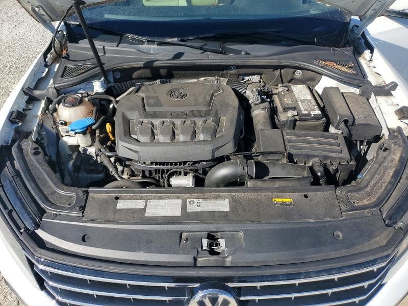 2019 VOLKSWAGEN PASSAT WOLFSBURG 11