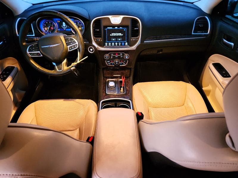 2021 CHRYSLER 300 TOURING 8