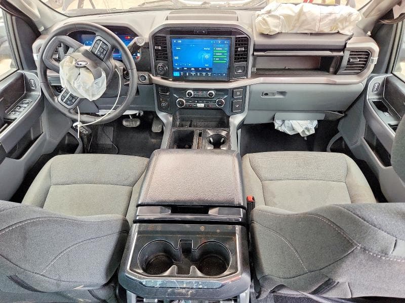 2025 FORD F150 XLT 8