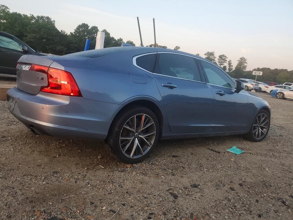 2018 VOLVO S90 T5 MOMENTUM 3