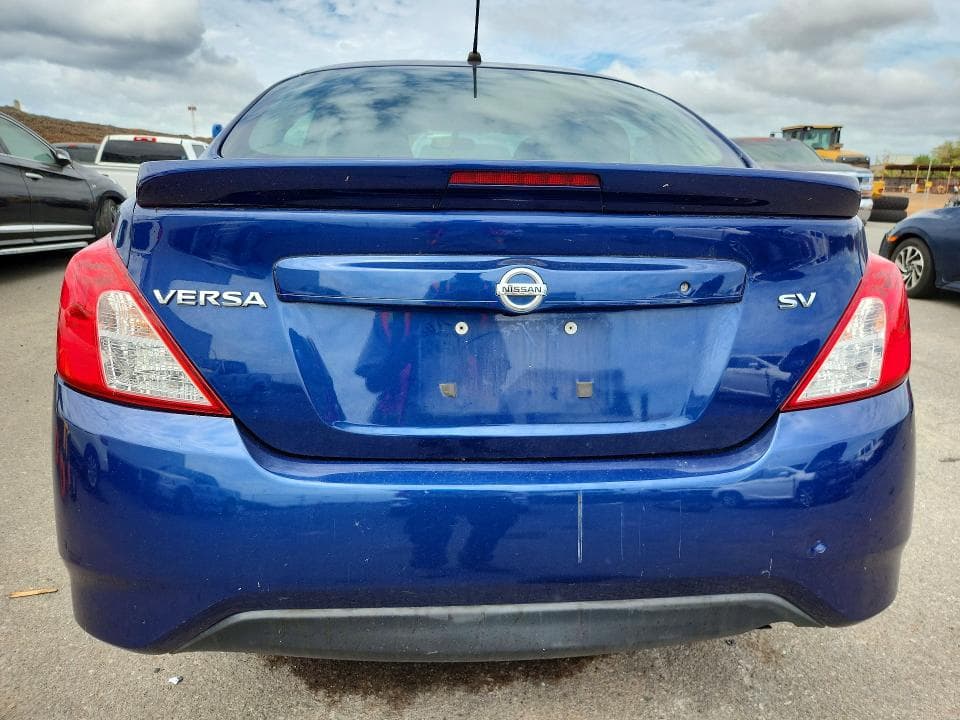 2018 NISSAN VERSA SV 6