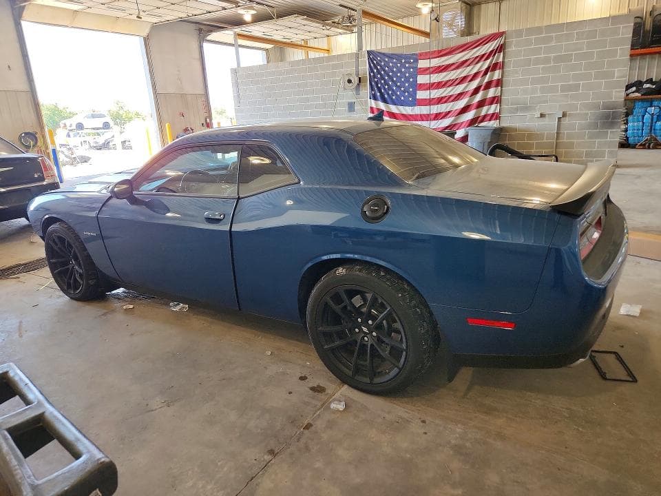 2022 DODGE CHALLENGER R/T 2