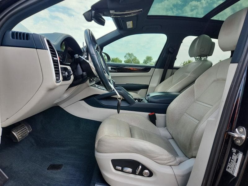 2020 PORSCHE CAYENNE 7