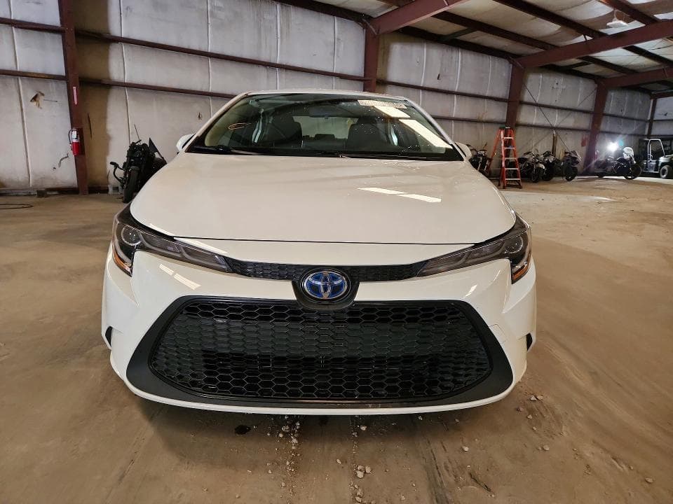 2021 TOYOTA COROLLA LE 5