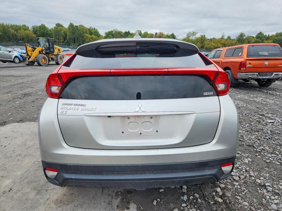 2020 MITSUBISHI ECLIPSE CROSS ES 6