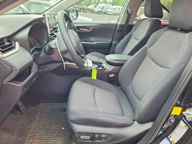 2019 TOYOTA RAV4 XLE 7