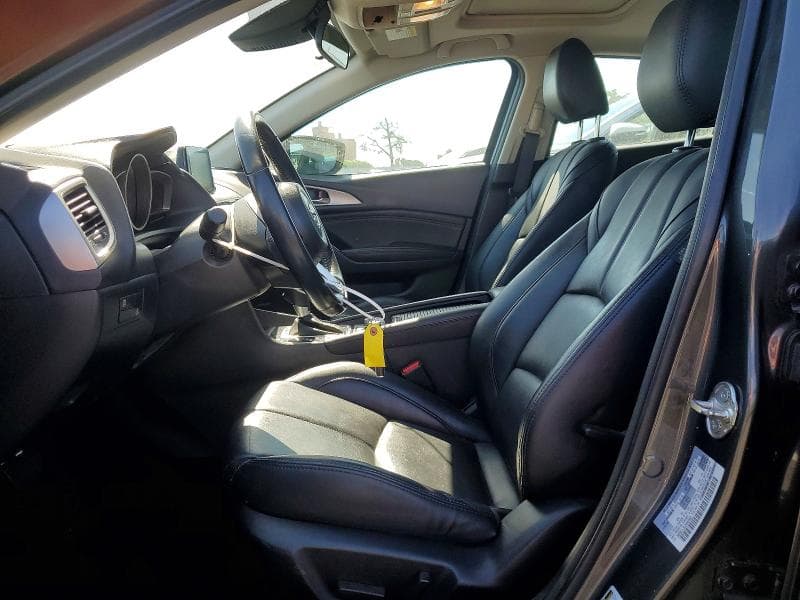 2018 MAZDA 3 TOURING 7