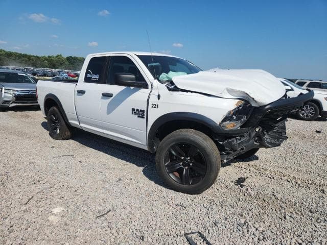 2022 RAM 1500 CLASSIC SLT 4