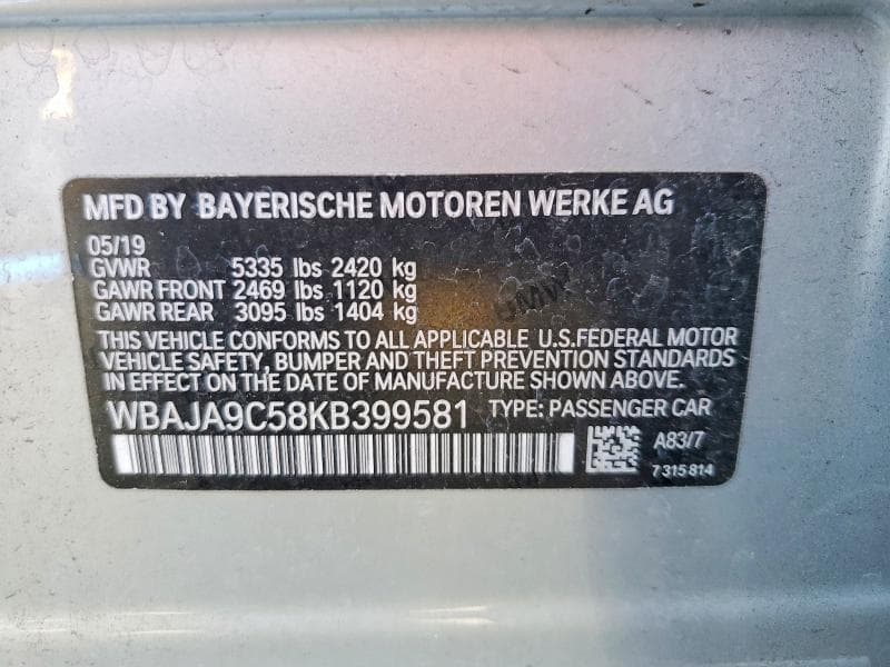 2019 BMW 530E 12