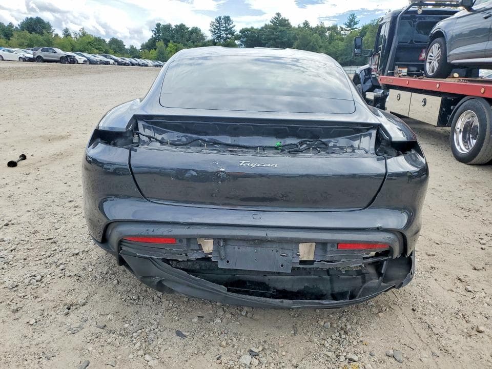 2022 PORSCHE TAYCAN 6