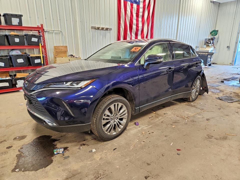 2022 TOYOTA VENZA XLE