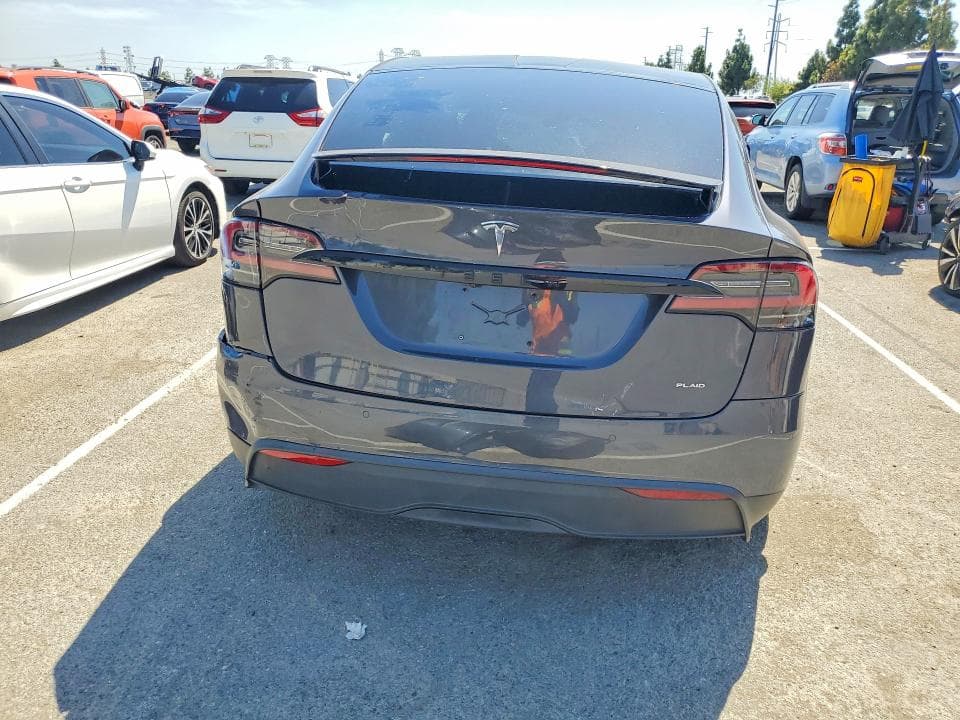 2022 TESLA MODEL X 6
