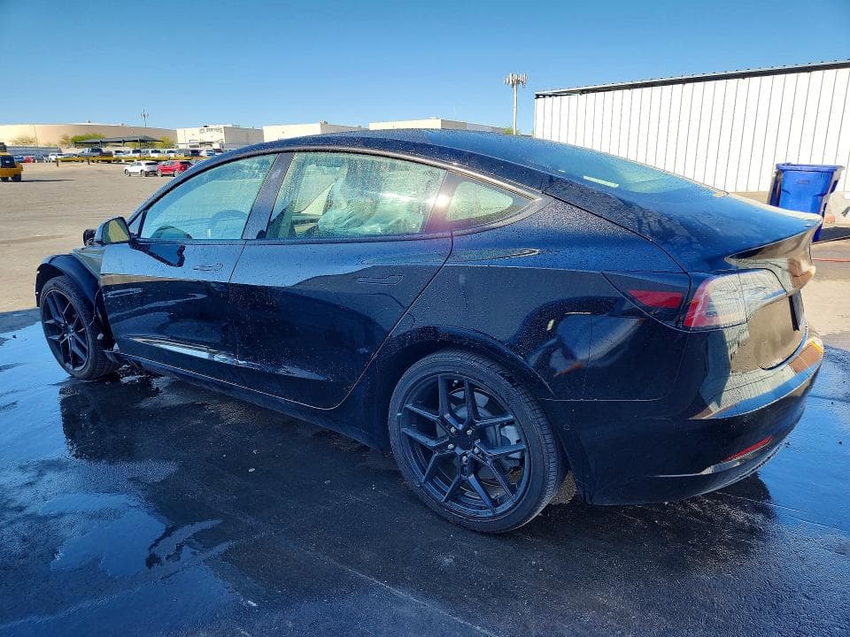 2022 TESLA MODEL 3 2