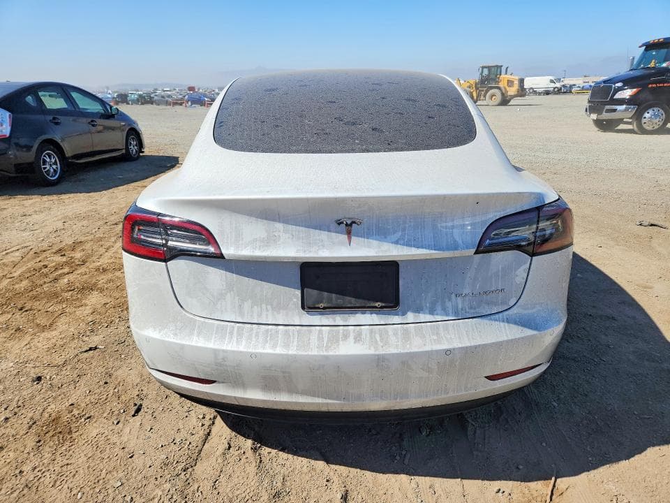 2020 TESLA MODEL 3 6