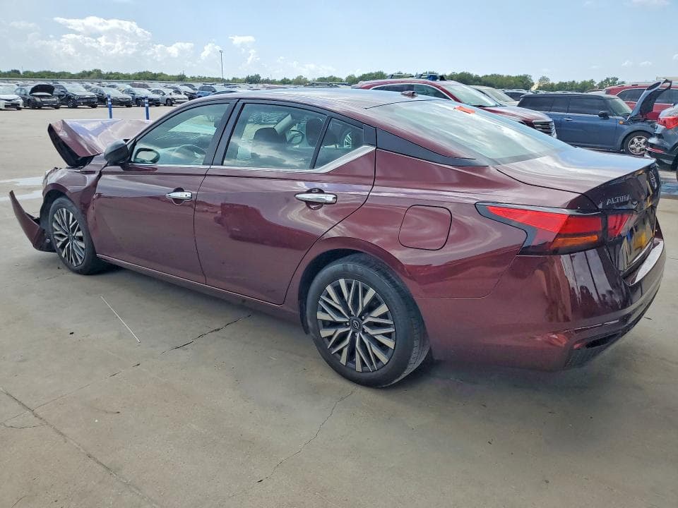 2024 NISSAN ALTIMA SV 2