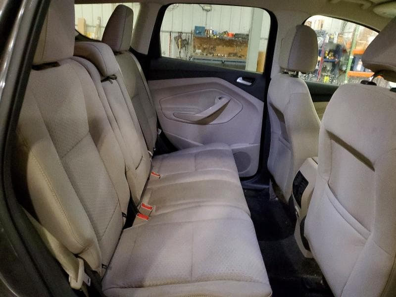 2017 FORD ESCAPE SE 11