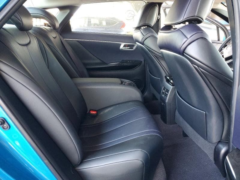 2018 TOYOTA MIRAI BASE 10