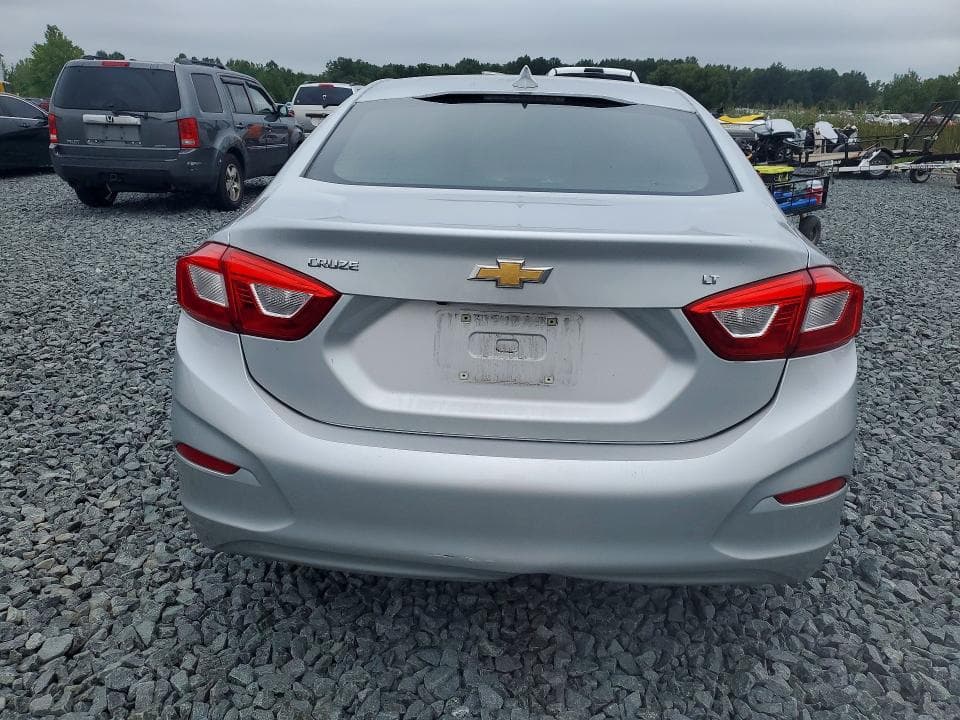 2017 CHEVROLET CRUZE LT 6