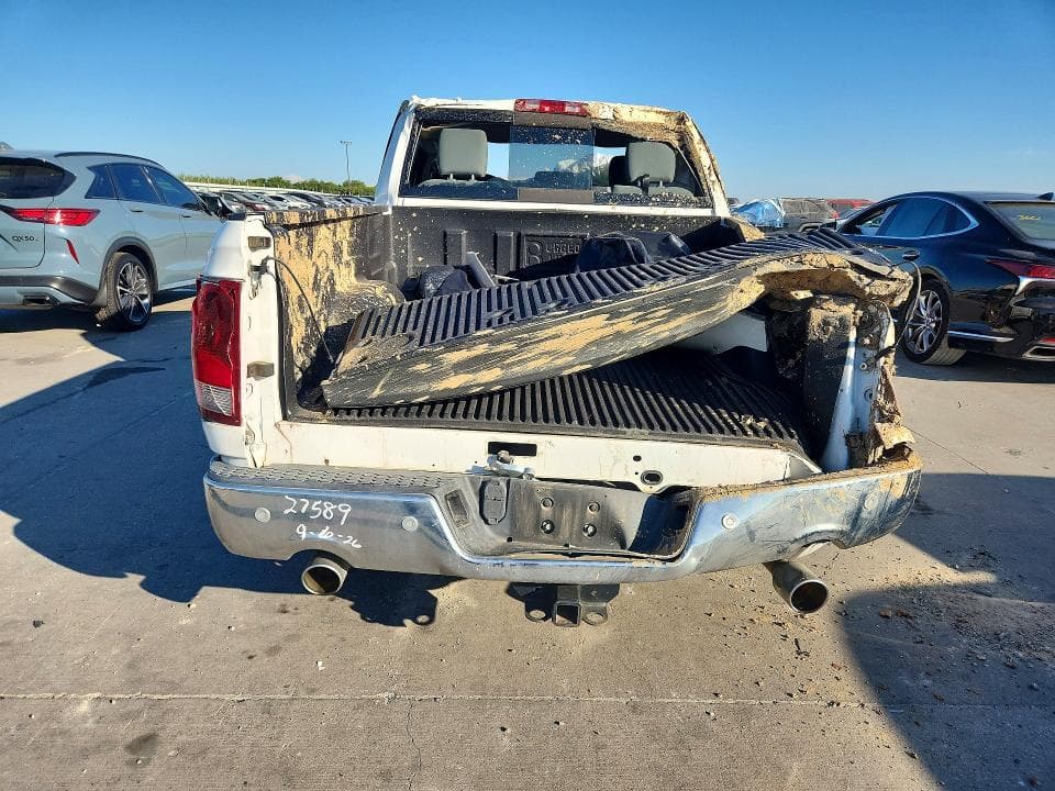 2019 RAM 1500 CLASSIC SLT 6
