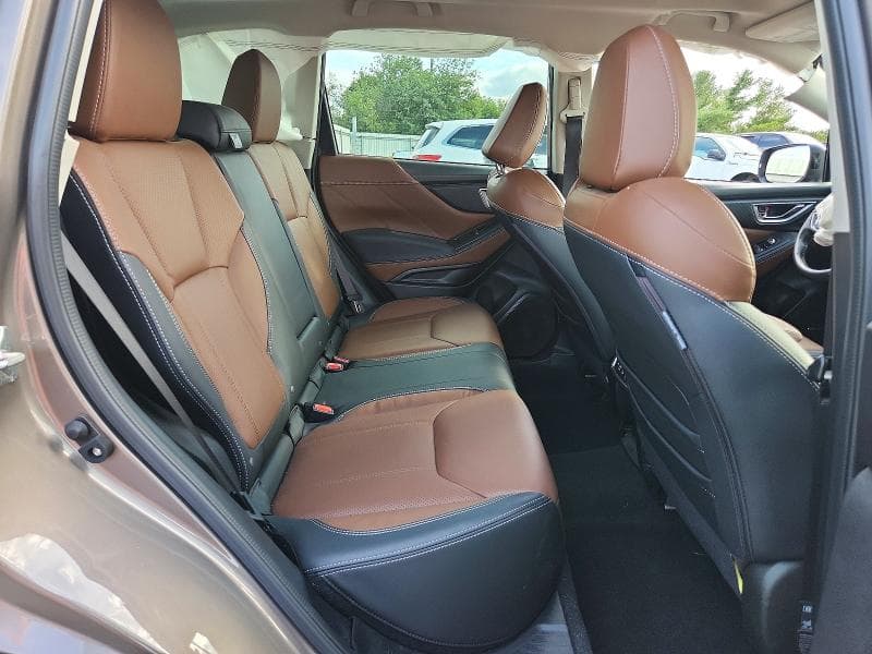 2023 SUBARU FORESTER TOURING 11