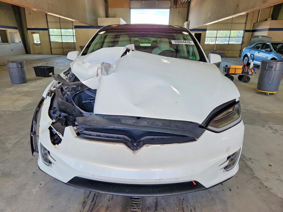 2017 TESLA MODEL X 5