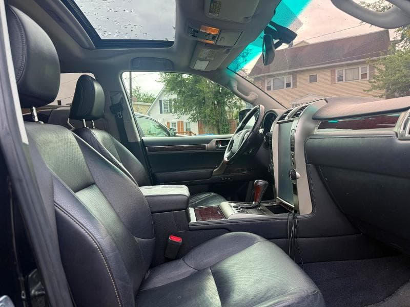 2017 LEXUS GX 460 10