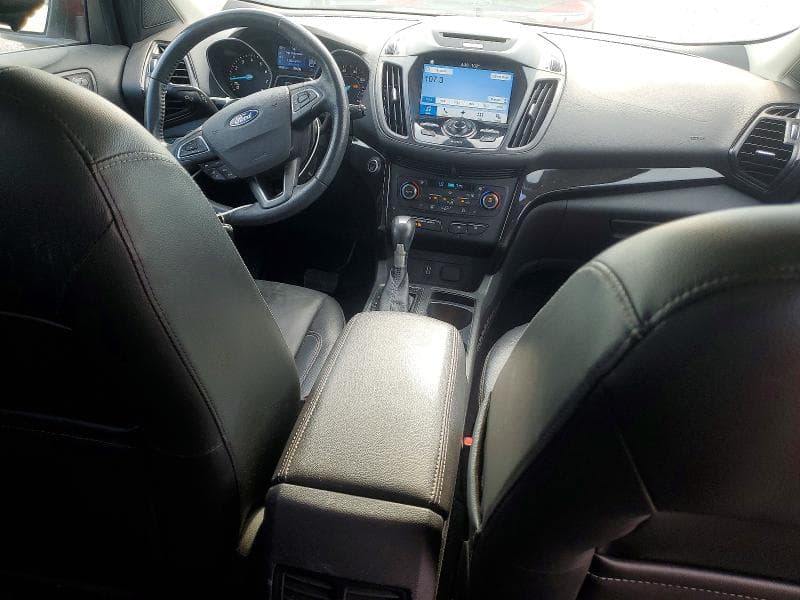 2017 FORD ESCAPE TITANIUM 8
