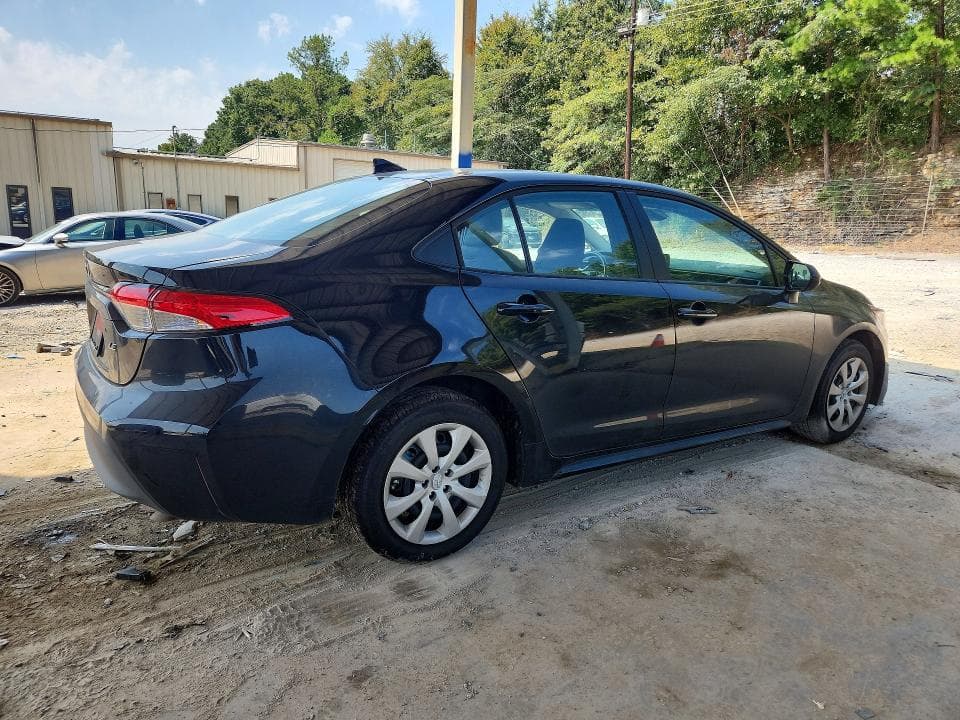 2026 TOYOTA COROLLA LE 3