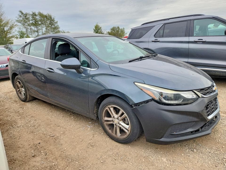 2017 CHEVROLET CRUZE LT 4