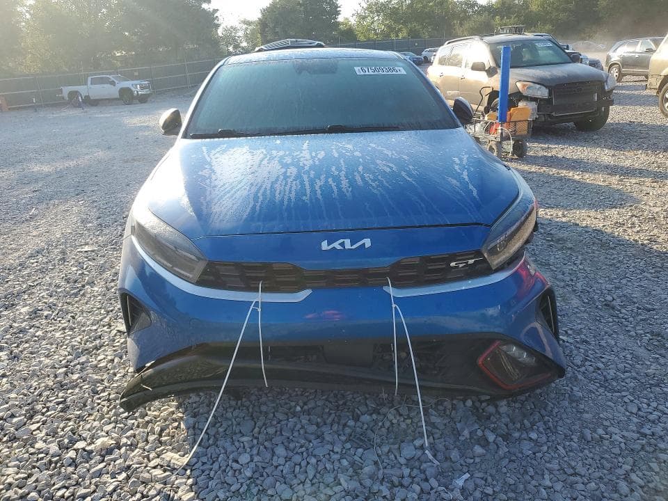 2022 KIA FORTE GT 5