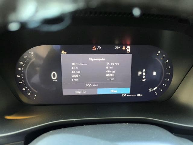 2026 VOLVO XC40 PLUS 8
