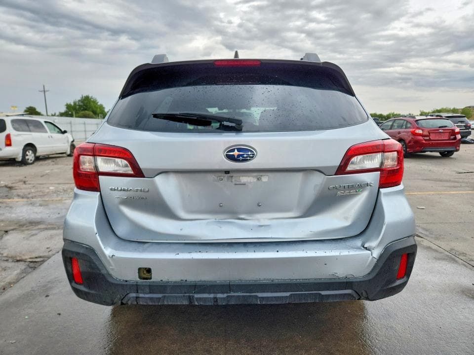 2017 SUBARU OUTBACK 2.5I PREMIUM 6