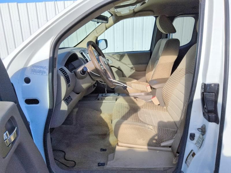 2017 NISSAN FRONTIER SV V6 7