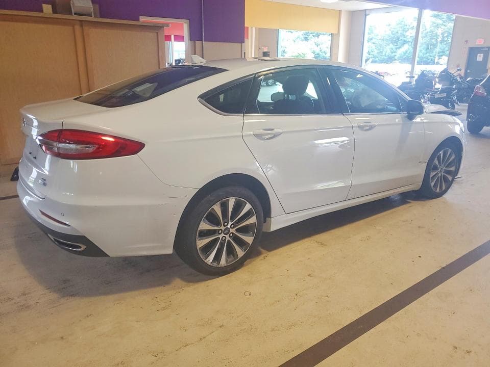 2020 FORD FUSION SE 3