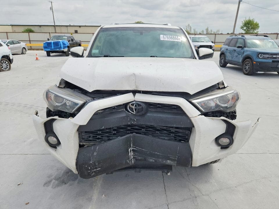 2017 TOYOTA 4RUNNER SR5 5