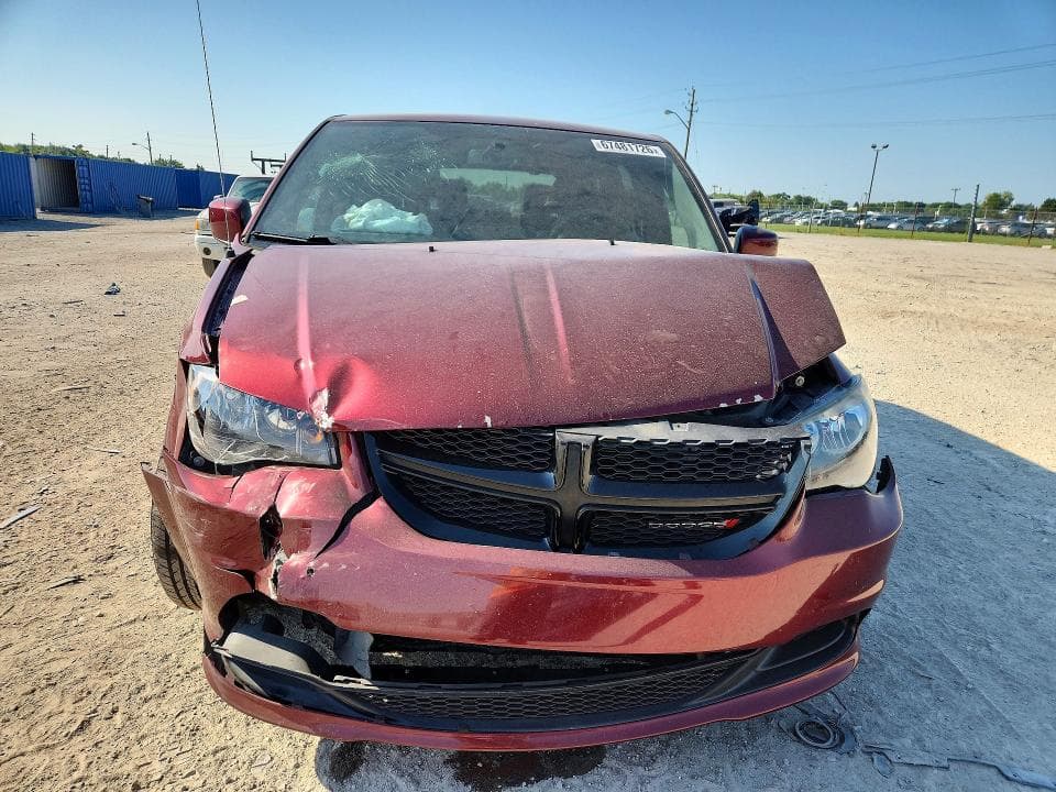 2017 DODGE GRAND CARAVAN SE 5