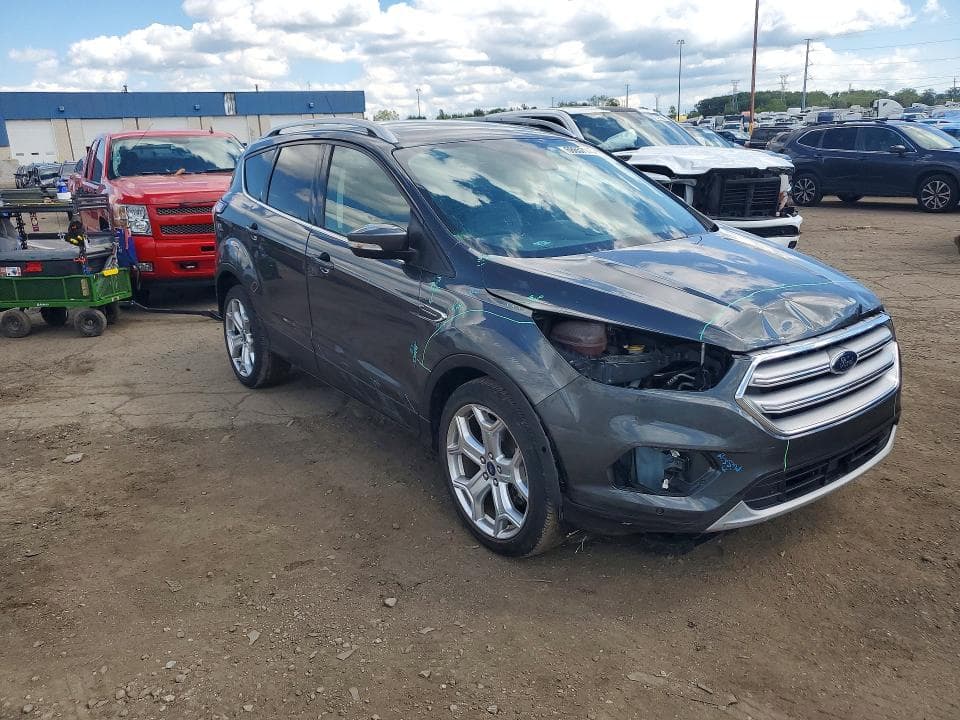 2018 FORD ESCAPE TITANIUM 4