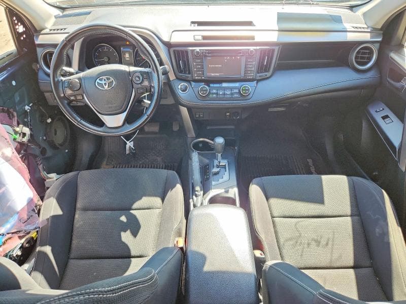 2018 TOYOTA RAV4 XLE 8