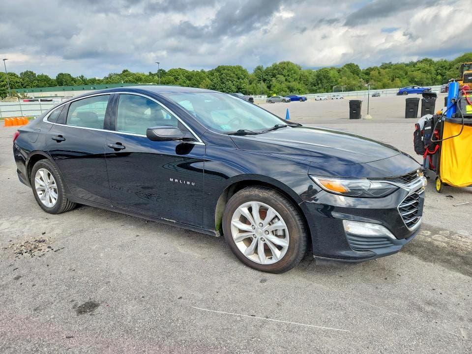 2020 CHEVROLET MALIBU LT 4