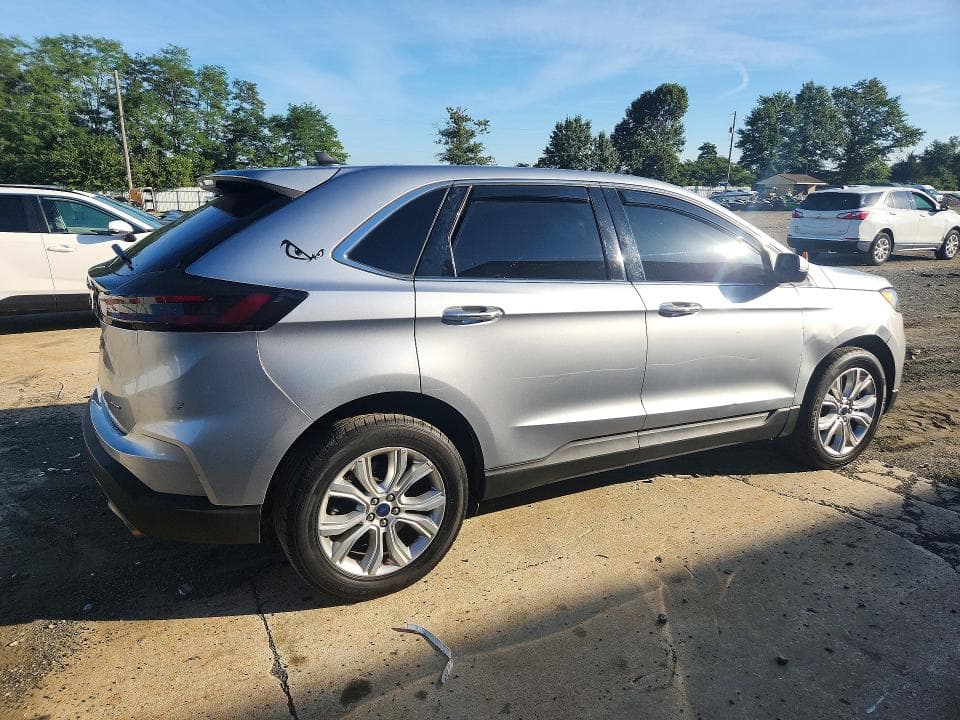 2022 FORD EDGE TITANIUM 3