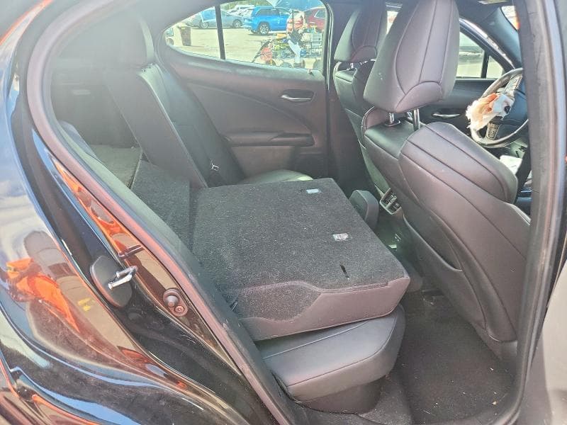 2021 LEXUS UX 250H 11