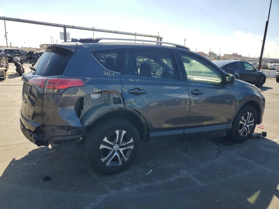 2017 TOYOTA RAV4 LE 3